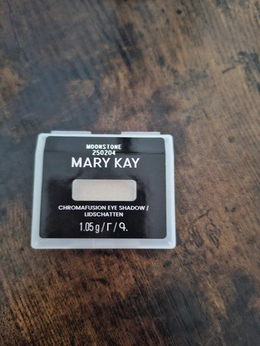 Mary kay eye shadow - kay,